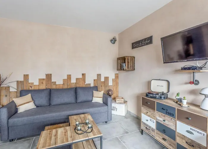 L'amiraute By Interhome Hyères